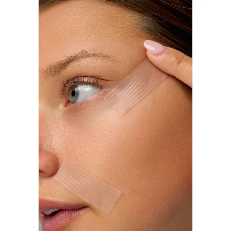 Brushworks Silicone Face Tape silikonski trak za senčila za oči 1 m