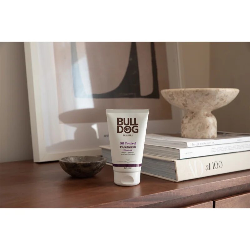 Bulldog Oil Control Face Scrub osvežilni piling za obraz za mastno kožo 125 ml