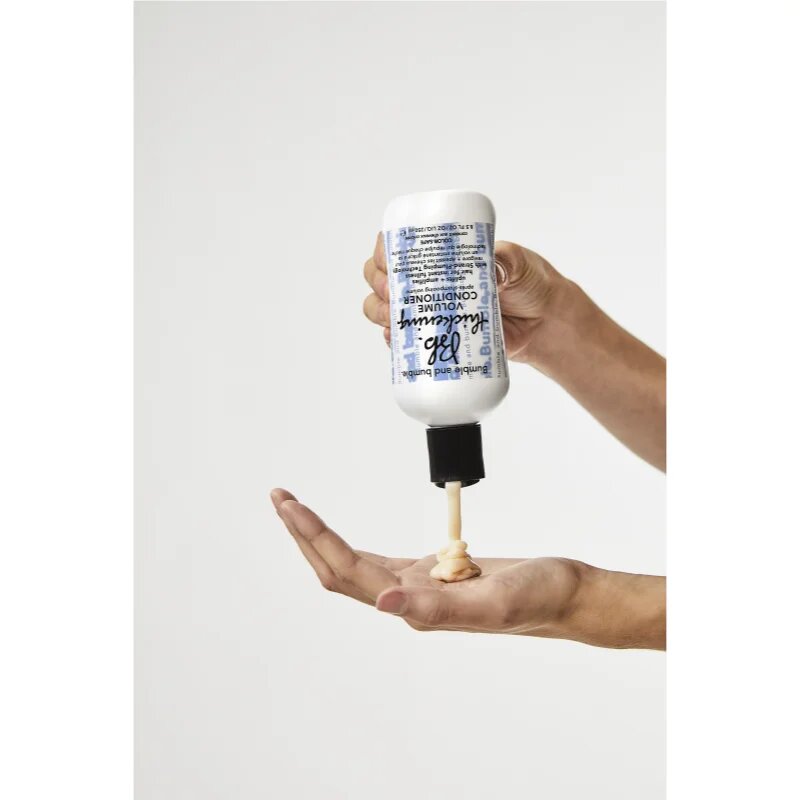 Bumble and Bumble Thickening Volume Conditioner balzam za volumen in čvrstost 250 ml