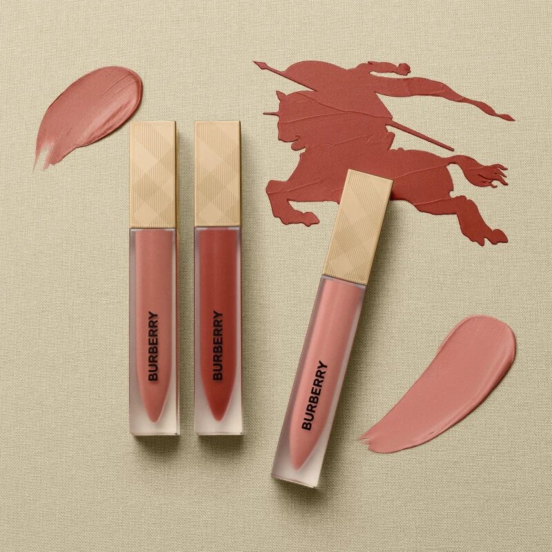 Burberry Kisses Liquid Matte mat tekoča šminka odtenek Blush Pink 31 6 ml