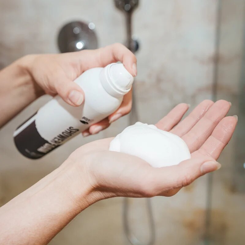 BusyB Lily Lemon Shower Foam pena za prhanje 200 ml