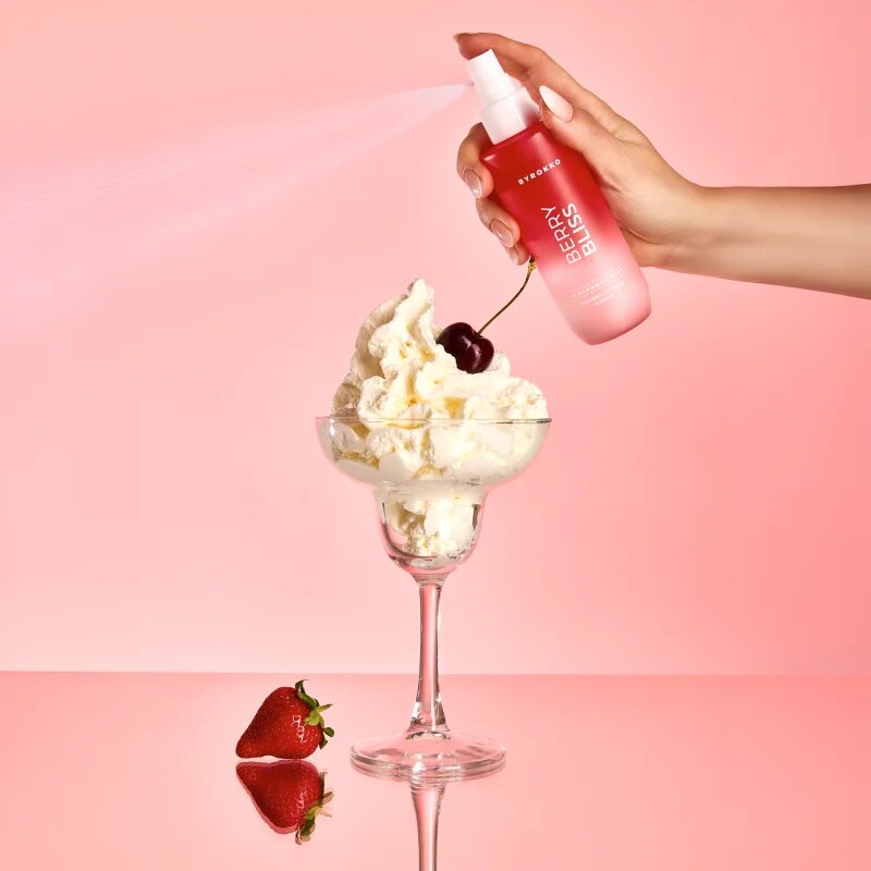 BYROKKO Berry Bliss odišavljeno pršilo za telo za ženske 150 ml