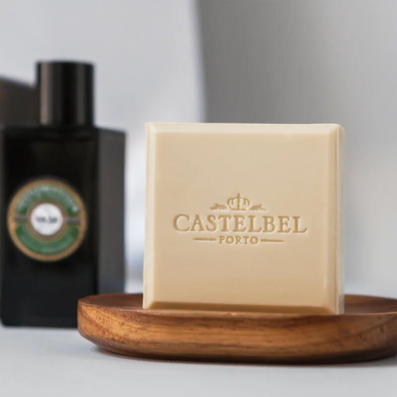Castelbel Gentlemen's Club Oud & Bergamot luksuzno trdo milo 150 g