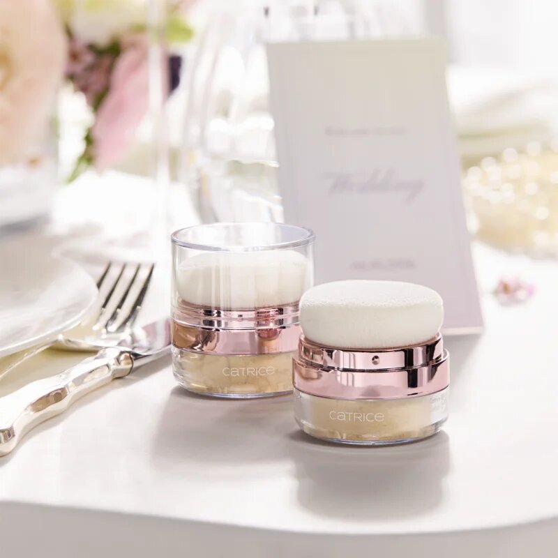 Catrice Brides & Besties rdečilo z osvetljevalcem odtenek Champagne Showers C01 3.5 g