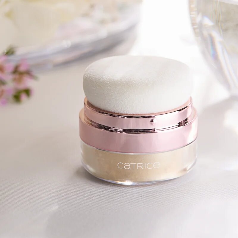 Catrice Brides & Besties rdečilo z osvetljevalcem odtenek Champagne Showers C01 3.5 g