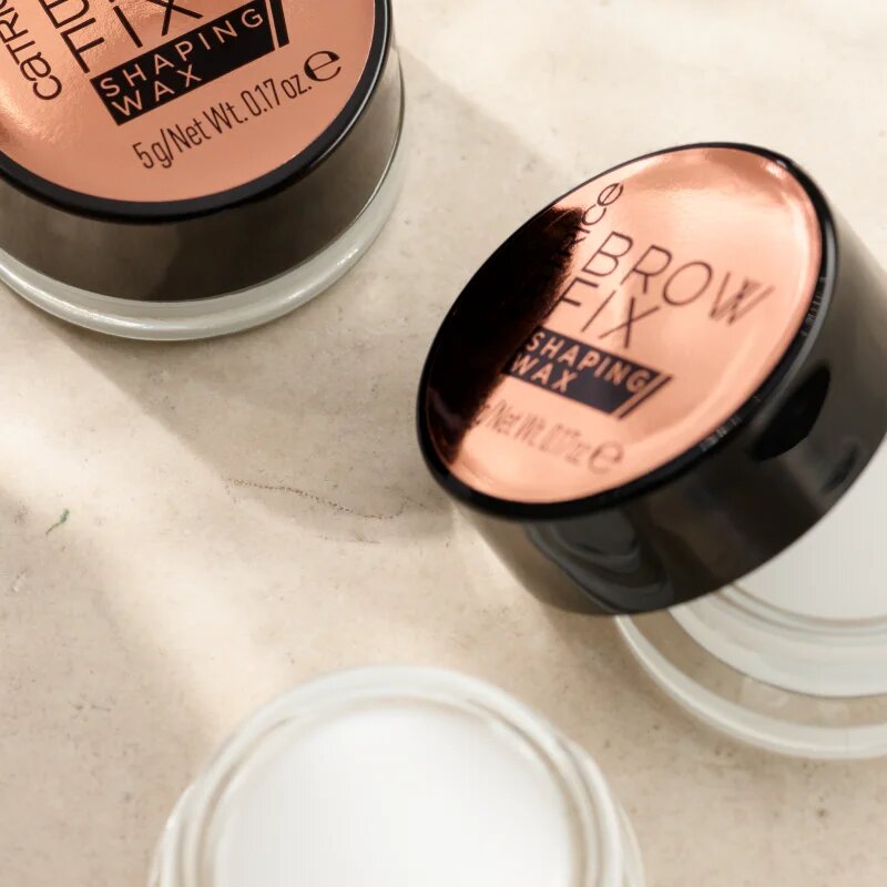 Catrice Brow Fix Shaping vosek za fiksacijo obrvi odtenek 010 5 g