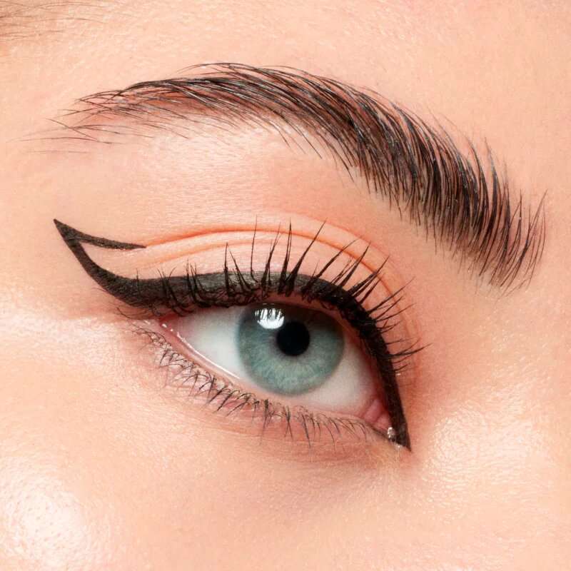 Catrice Calligraph Pro Precise 20h črtalo za oči v obliki flomastra z mat učinkom 11 ml