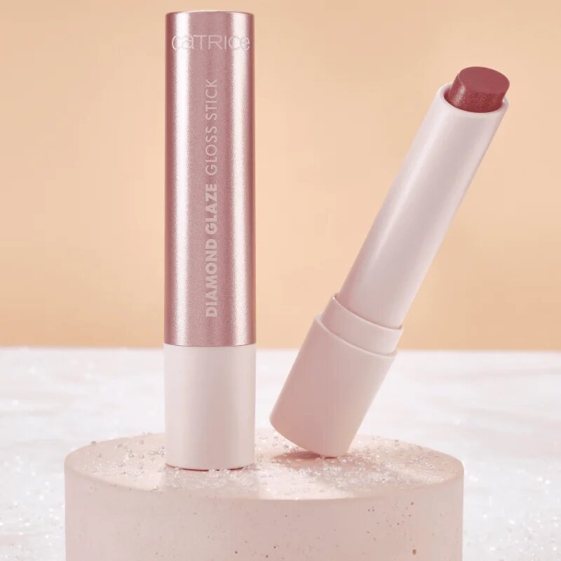 Catrice Diamond Glaze šminka z bleščečim finišem odtenek 010 No Glitter No Glory 1.6 g