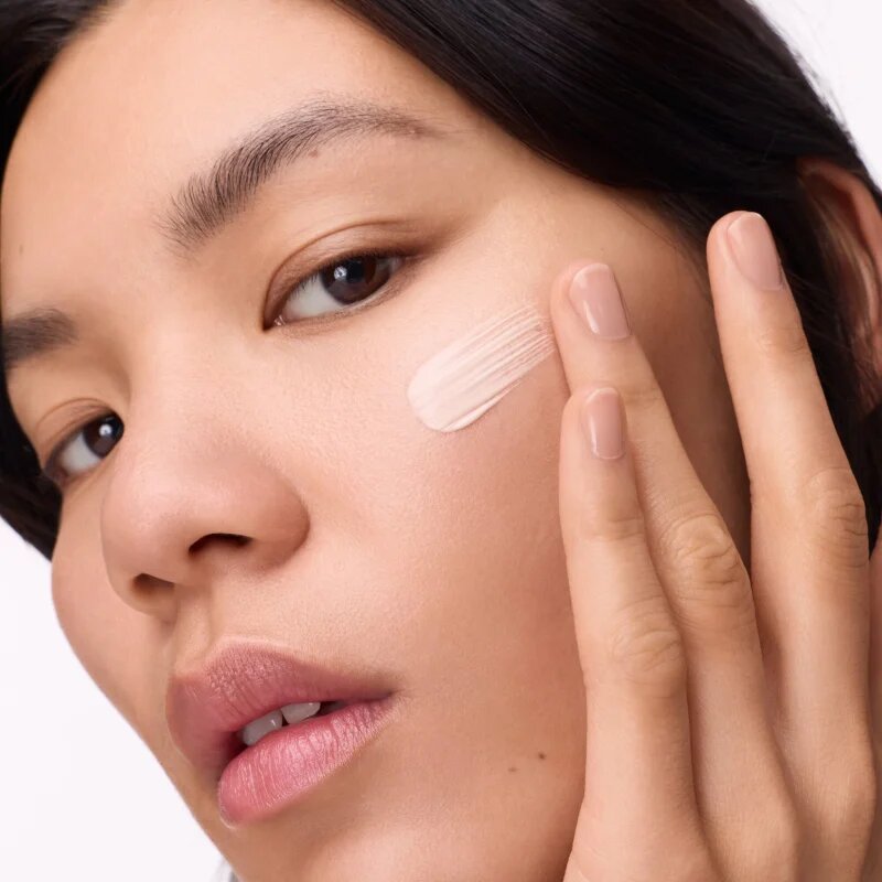 Catrice Glass Like Pearl Primer posvetlitvena podlaga z vlažilnim učinkom odtenek 010 Pearlfection 30 ml