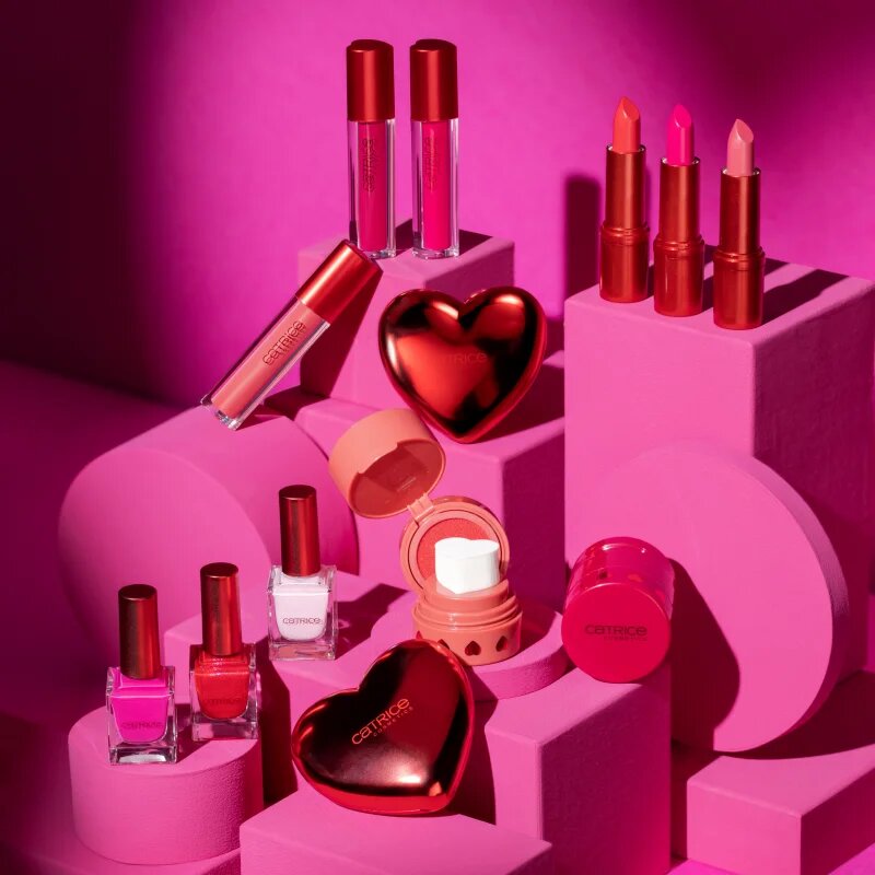Catrice HEART AFFAIR mat tekoča šminka odtenek C03 Taken?! 45 ml