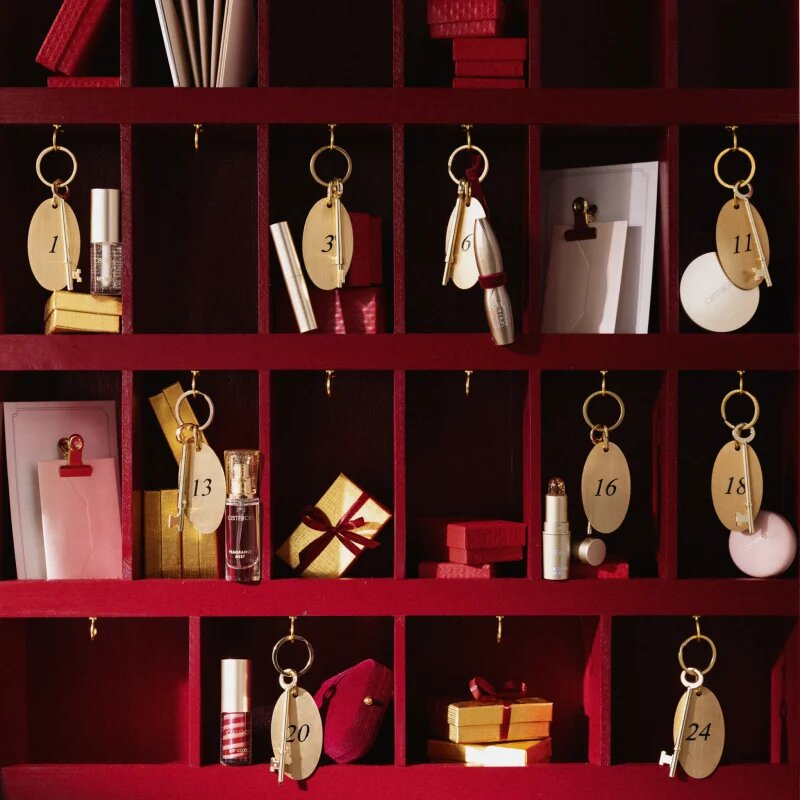 Catrice HOUSE OF GOLD adventni koledar
