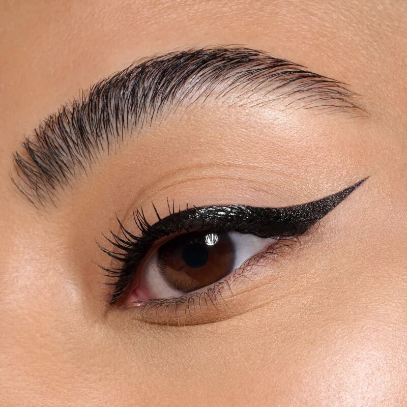 Catrice Hyper Liner Brush Eyeliner dolgoobstojno vodoodporno črtalo za oči odtenek 010 Ever Black 0.52 ml