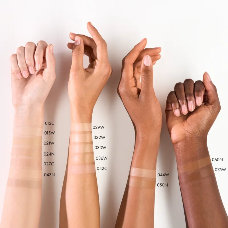 Catrice Invisible Cover Cushion Foundation matirajoči tekoči puder v gobici SPF 30 odtenek 033W 10 g