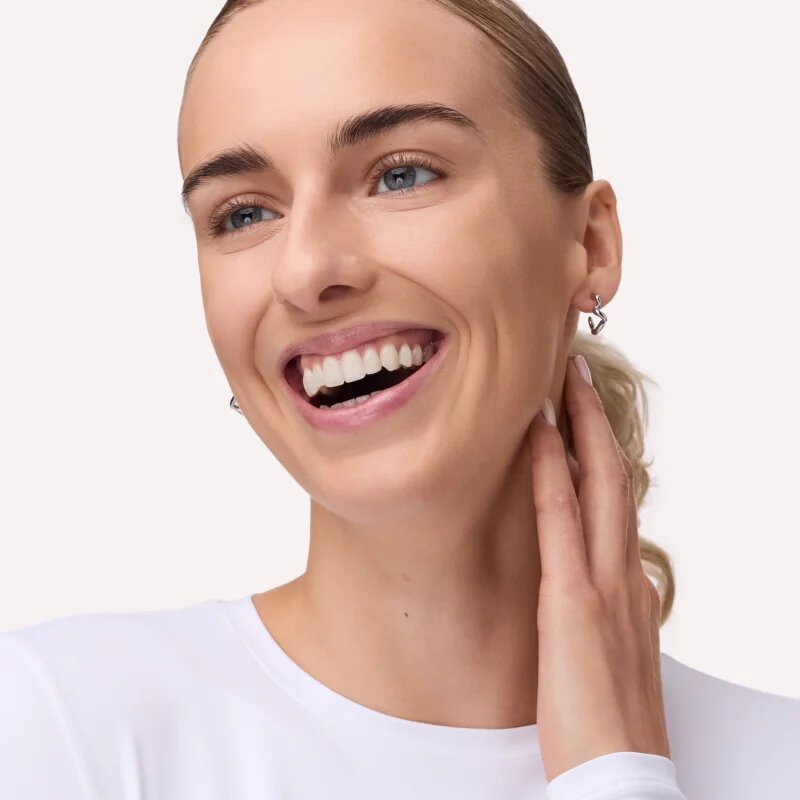 Catrice Invisible Cover Cushion Foundation matirajoči tekoči puder v gobici SPF 30 odtenek 033W 10 g