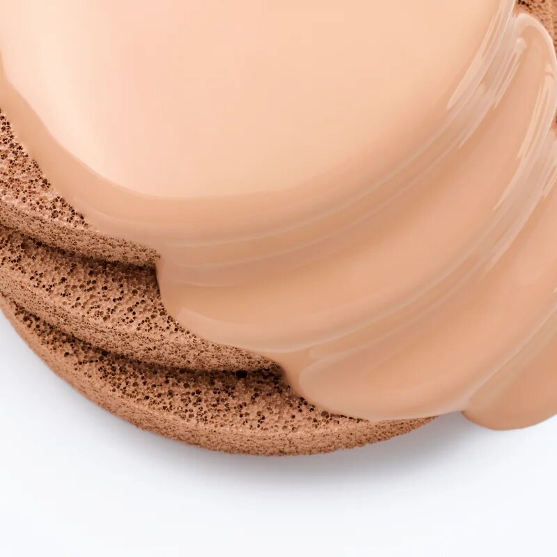 Catrice Invisible Cover Cushion Foundation matirajoči tekoči puder v gobici SPF 30 odtenek C042C 10 g