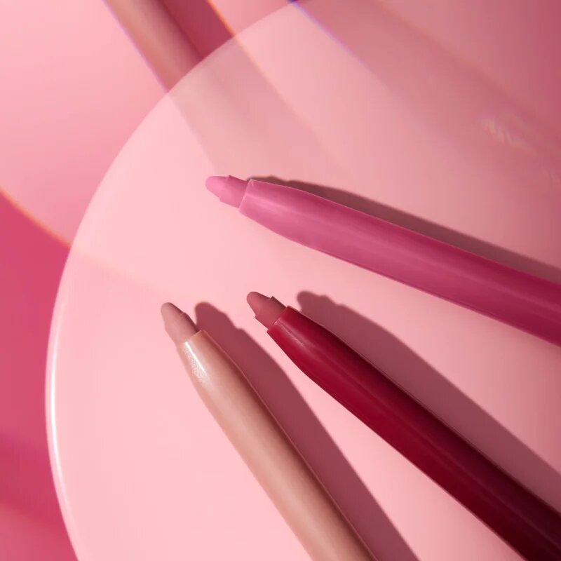 Catrice KISS & GLOW kremasti svinčnik za ustnice z učinkom povečanja odtenek C03 Kiss Alert 0.35 g