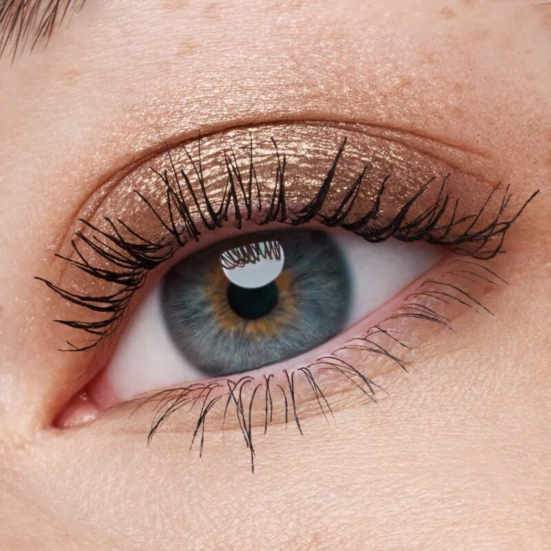 Catrice Metallic Spark kremasto senčila za oči za bleščeč sijaj odtenek 020 Diamond Dust 4 g