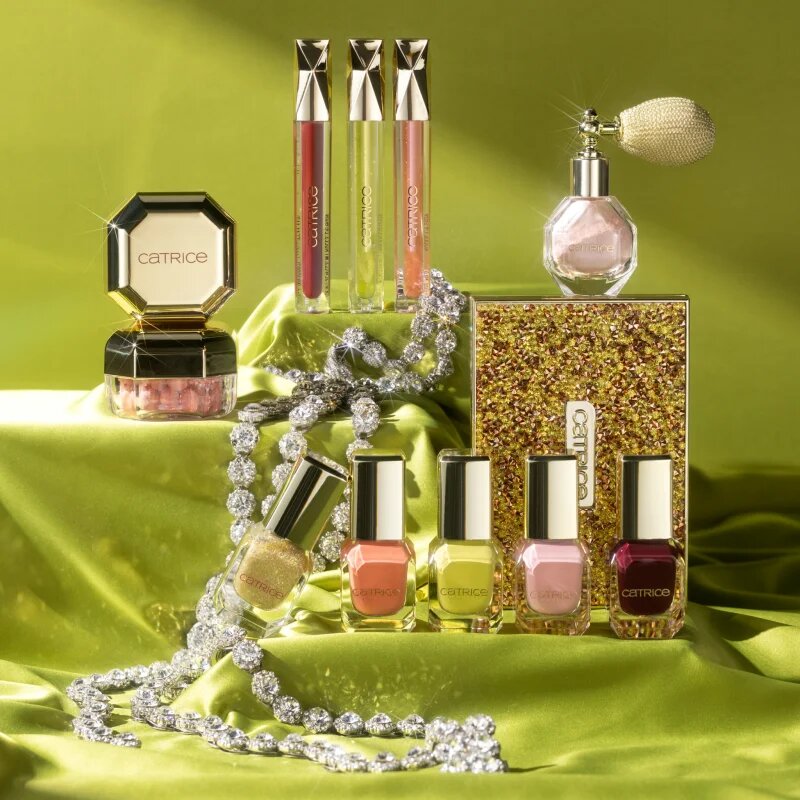 Catrice MY JEWELS. MY RULES. paleta senčil za oči odtenek CO1 Hold My Jewels 16 g