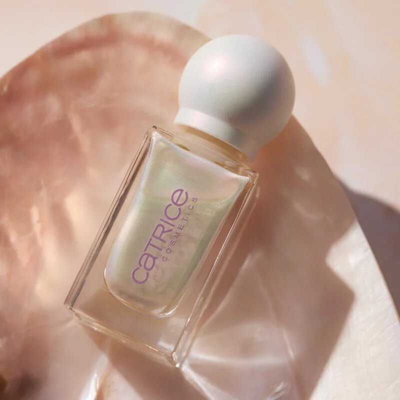 Catrice PEARLFECTION posvetlitveni lak za nohte odtenek 02 Luminous Pearl ml