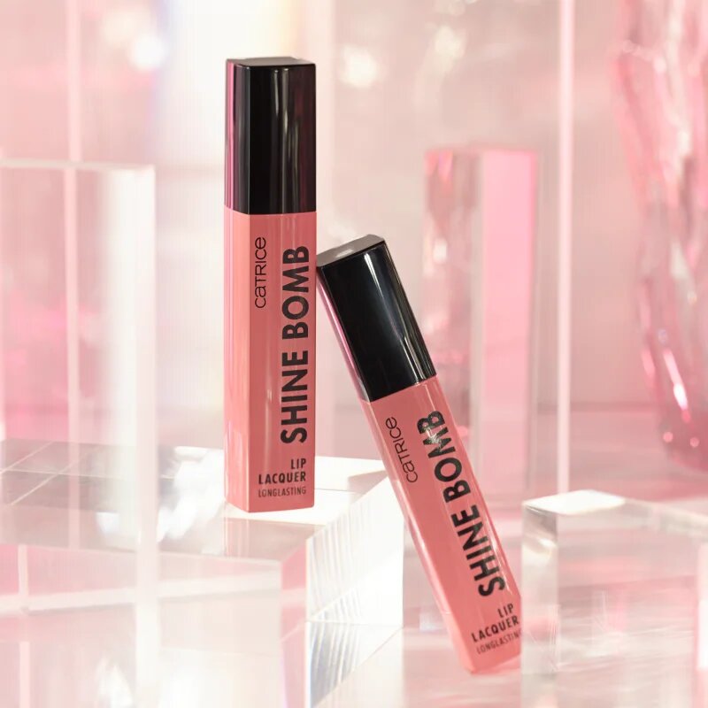 Catrice Shine Bomb dolgoobstojna tekoča šminka odtenek 030 Sweet Talker 3 ml