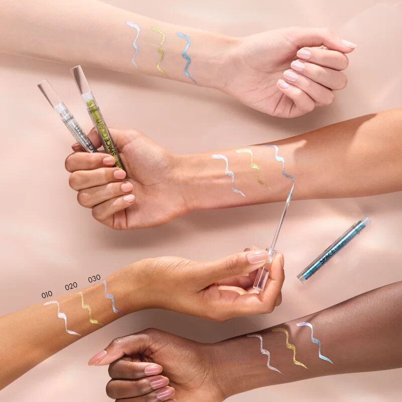 Catrice Space Glam tekoče črtalo za oči z bleščicami odtenek 030 Cosmic Chrome 1.4 ml