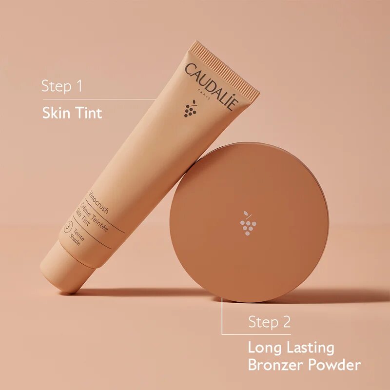 Caudalie Vinocrush Longlasting Bronzer Powder dolgoobstojni kompaktni puder za osvetlitev kože odtenek 8.5 g