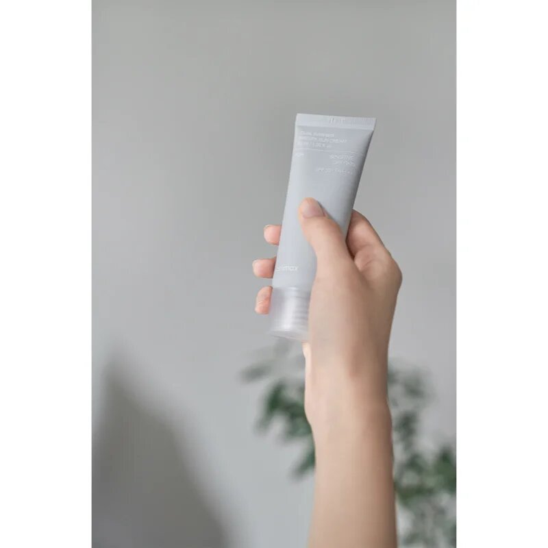 celimax Dual Barrier mineralna zaščitna krema za občutljivo kožo SPF 50+ 40 ml