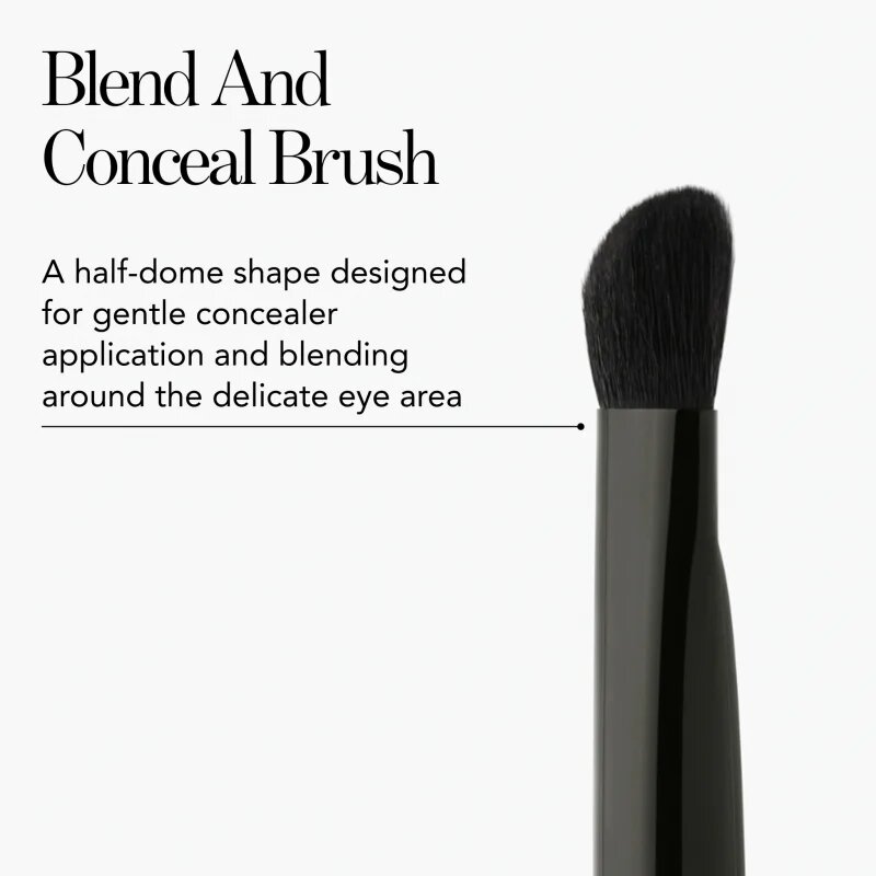 Chantecaille Blend and Conceal Brush čopič za korektor 1 kos
