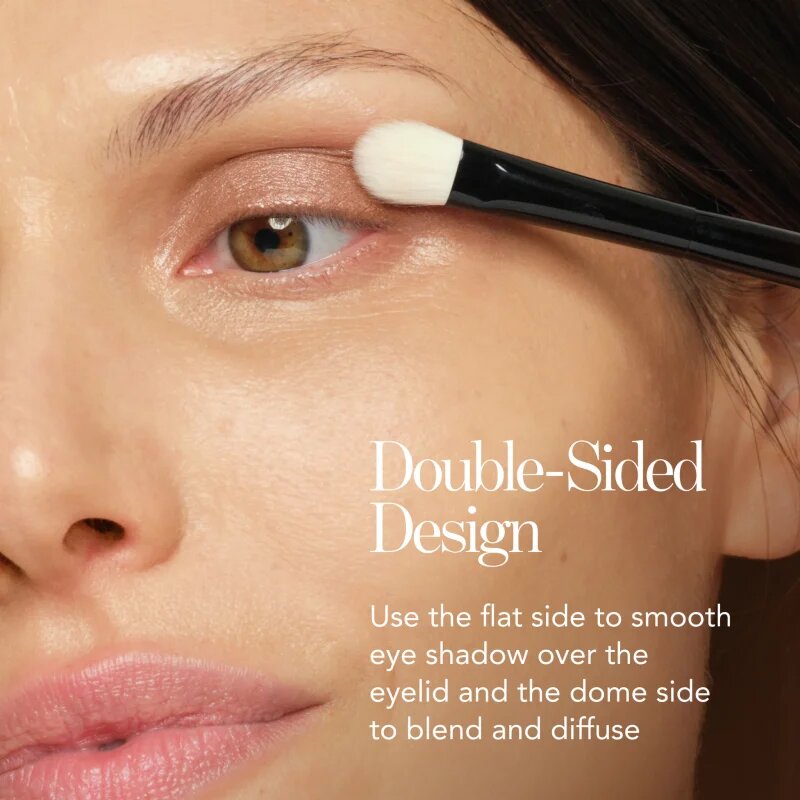 Chantecaille Shade and Sweep Eye Brush ploščat čopič za senčila za oči 1 kos