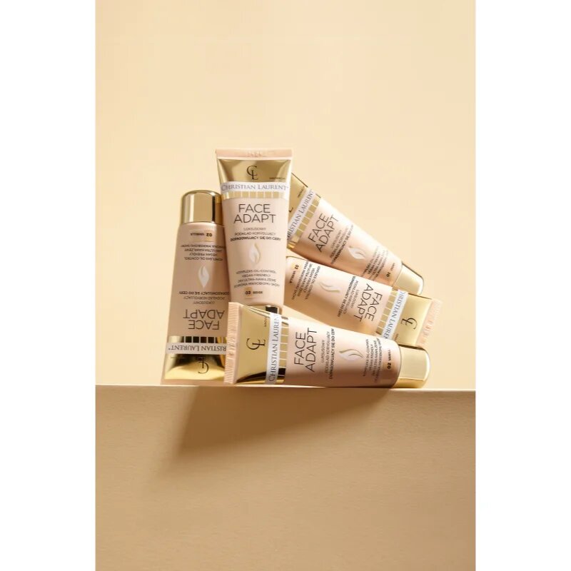 Christian Laurent Face Adapt vlažilni tekoči puder z gladilnim učinkom odtenek 03 Beige 30 ml