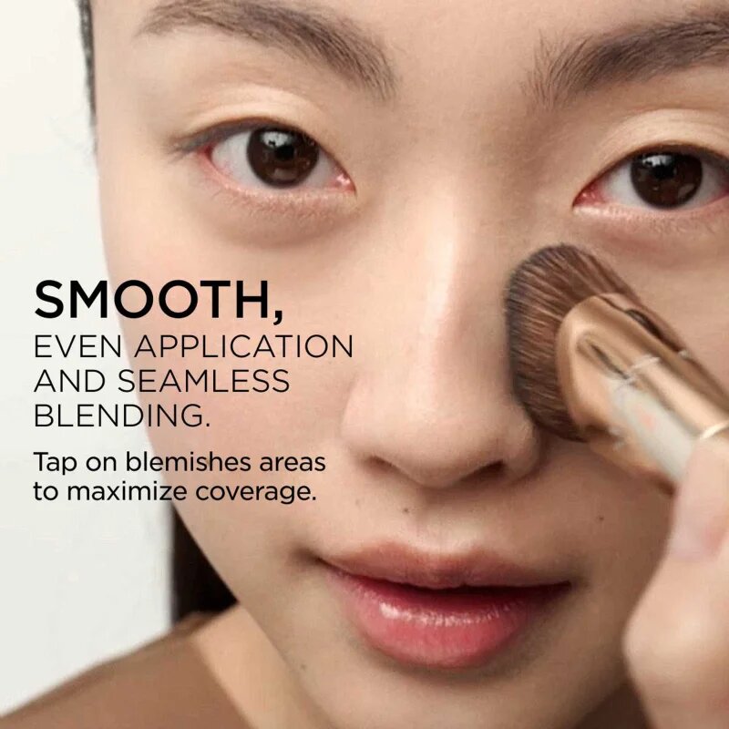 Clarins Double Serum Foundation Brush čopič za make-up 1 kos