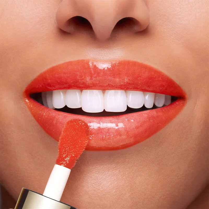 Clarins Lip Comfort Oil olje za ustnice z vlažilnim učinkom odtenek 05 apricot 7 ml