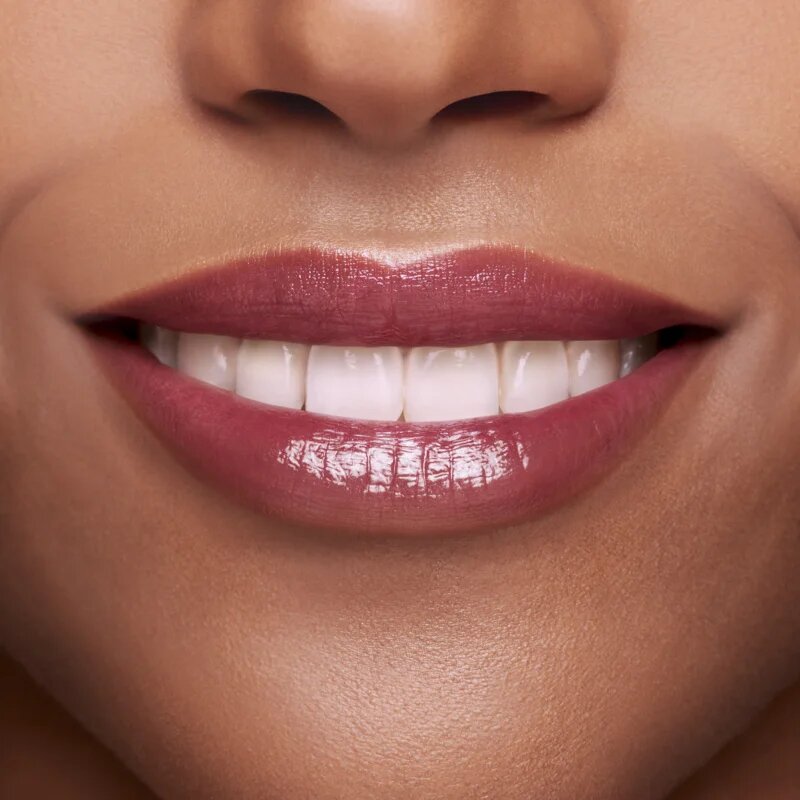 Clarins Lip Perfector Shimmer sijaj za ustnice z vlažilnim učinkom odtenek 08 Plum Shimmer 12 ml