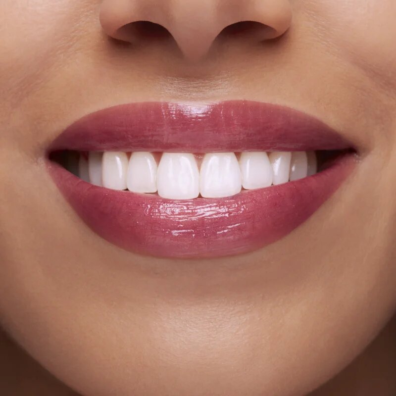 Clarins Lip Perfector Shimmer sijaj za ustnice z vlažilnim učinkom odtenek 08 Plum Shimmer 12 ml