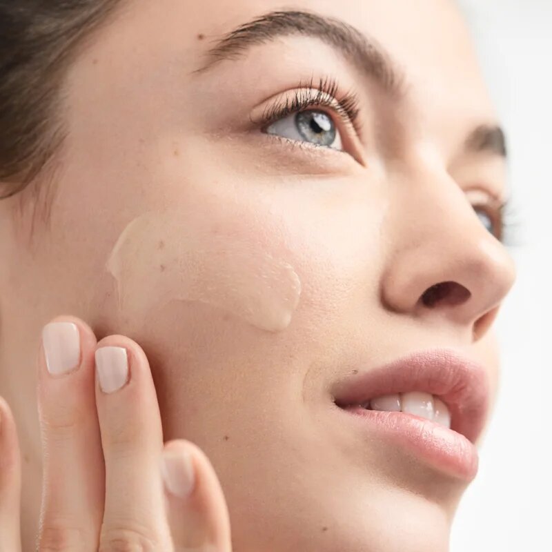 Clinique 3 Steps Dramatically Different™ Moisturizing Lotion+ vlažilna emulzija za suho do zelo suho kožo 125 ml