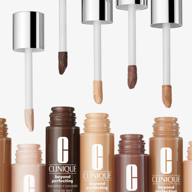 Clinique Beyond Perfecting™ Foundation + Concealer puder in korektor 2 v 1 odtenek CN 40 Cream Chamois 30 ml
