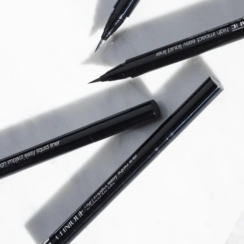 Clinique High Impact™ Easy Liquid Eyeliner natančno tekoče črtalo za oči odtenek Espresso 067 g