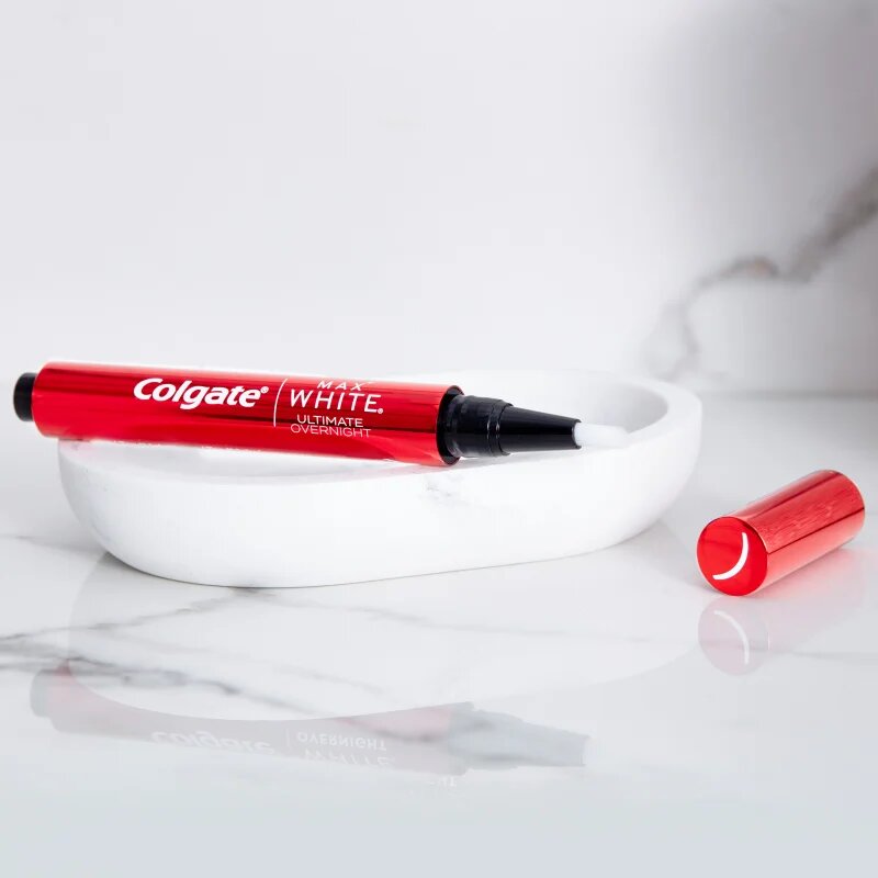 Colgate Max White Overnight pero za beljenje zob 2.5 ml