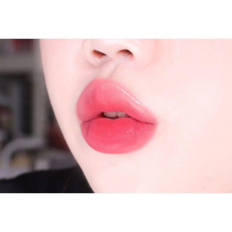 Colorgram Fruity Water Tint dolgoobstojni sijaj za ustnice za prehrano in hidracijo odtenek #02 Bunny Pink 2.8 g