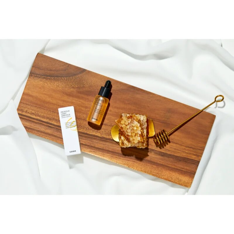 Cosrx Full Fit Propolis intenzivni serum za osvetljevanje kože in hidratacijo 30 ml