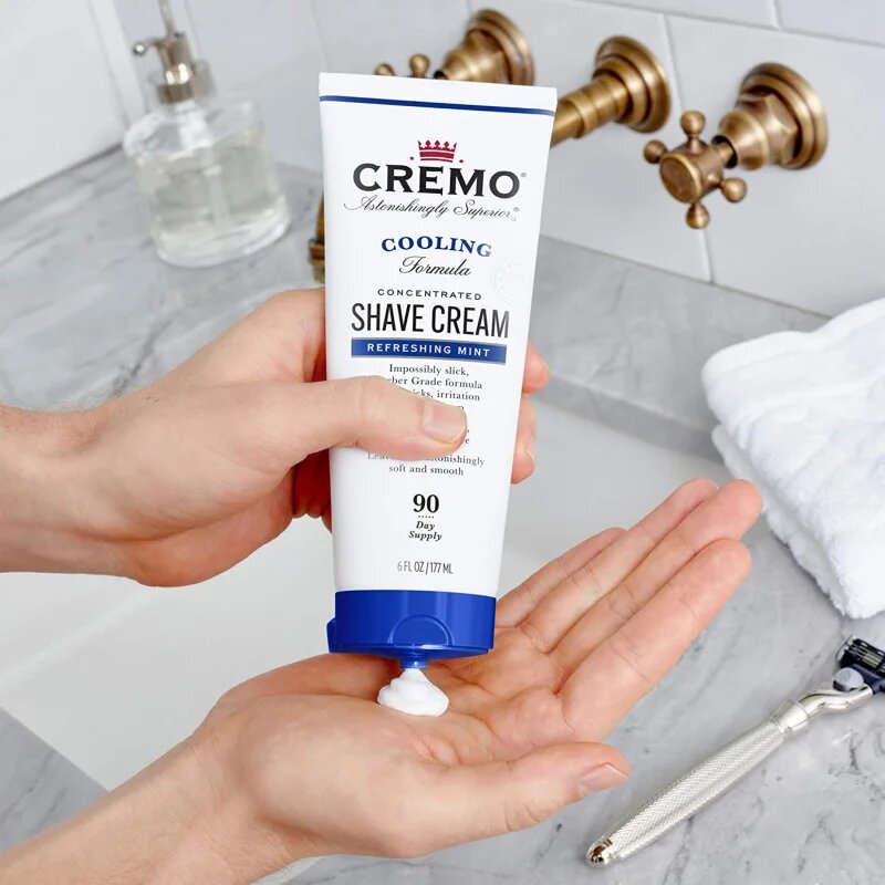 Cremo Refreshing Mint Cooling Shave Cream krema za britje v tubi za moške 177 ml