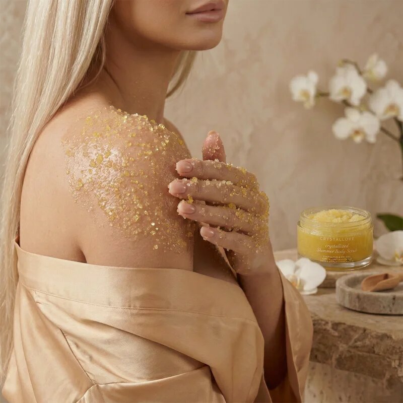 Crystallove Clear Quartz Shimmer Body Scrub piling za telo 200 g