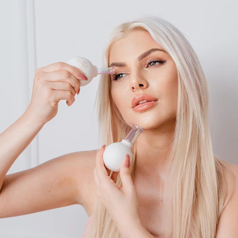 Crystallove Glass Facial Cupping Set komplet masažnih pripomočkov za obraz vrat in dekolte 2 kos