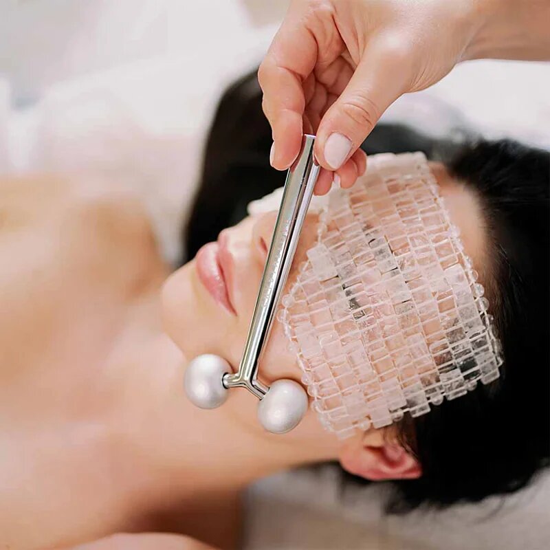 Crystallove Lift & Sculpt pripomoček za masažo za obraz barva Silver 1 kos