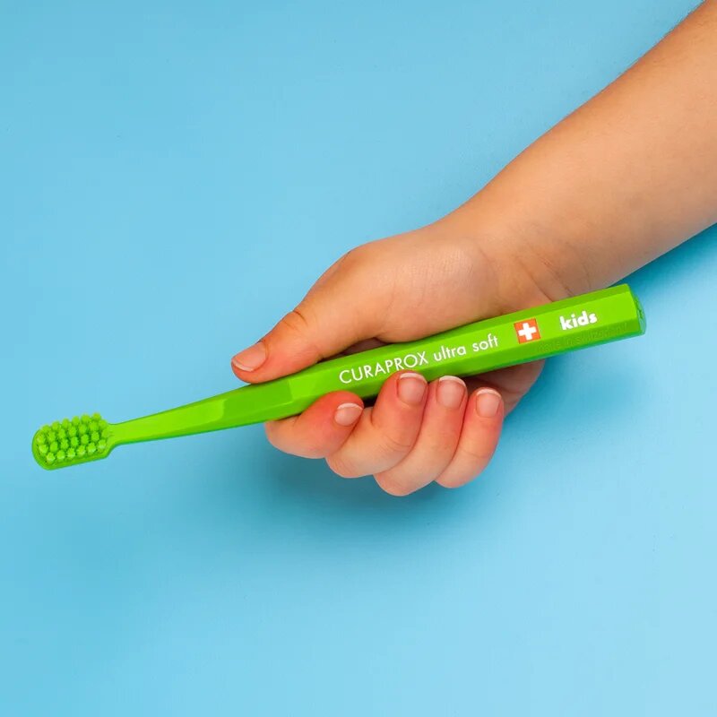 Curaprox CS Kids Ultra Soft zobna ščetka za otroke ultra soft 1 kos