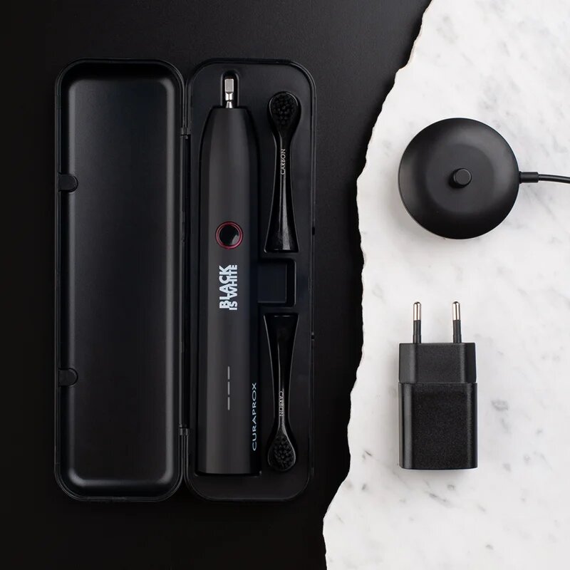 Curaprox Hydrosonic Black is White sonična električna zobna ščetka z belilnim učinkom 1 kos