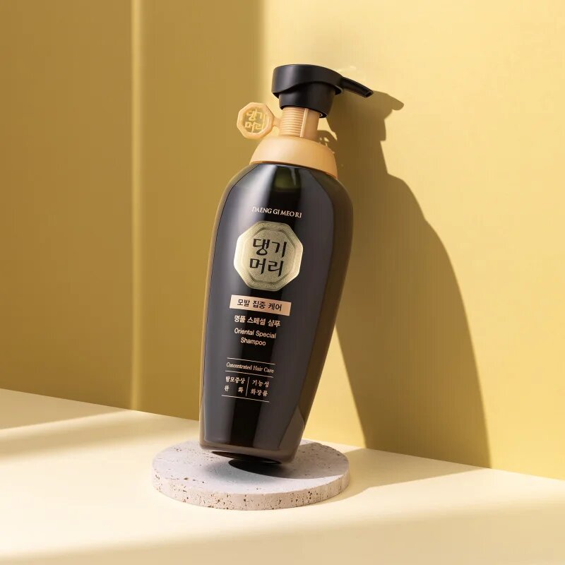 DAENG GI MEO RI Oriental Special Shampoo hranilni šampon proti izpadanju las 500 ml