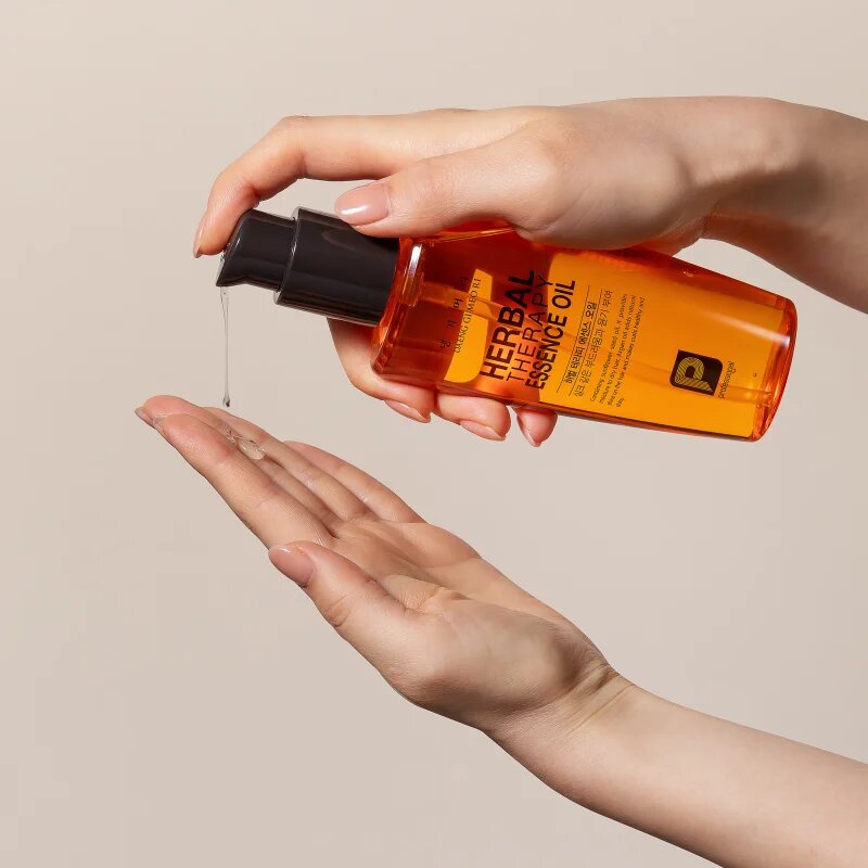DAENG GI MEO RI Professional Herbal Therapy Essence Oil vlažilno revitalizacijsko olje 140 ml