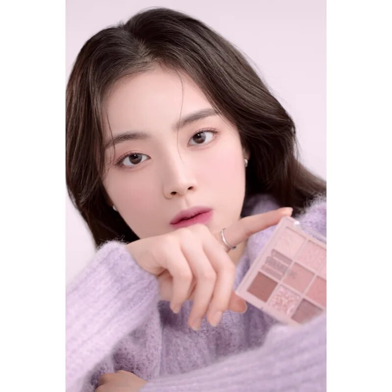 Dasique Eye Shadow Palette paleta senčil za oči odtenek 16 Violet Knit 7 g