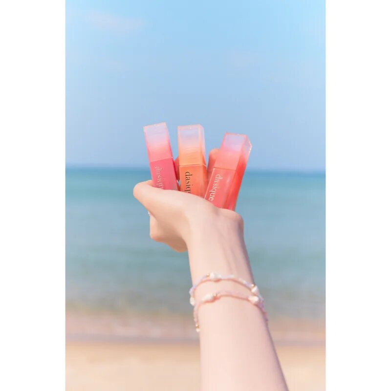 Dasique Juicy Dewy Lip Tint Summer Coral Collection dolgoobstojni sijaj za ustnice 17 Fig Berry 3.5 g